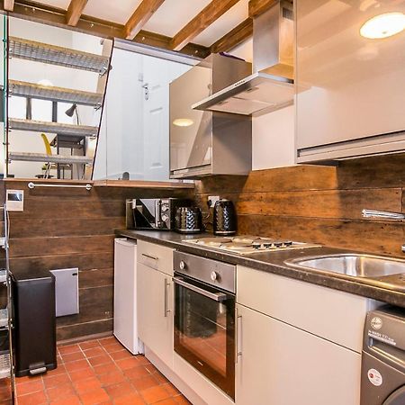Split Level Studio Apartment In Camden Лондон Екстер'єр фото