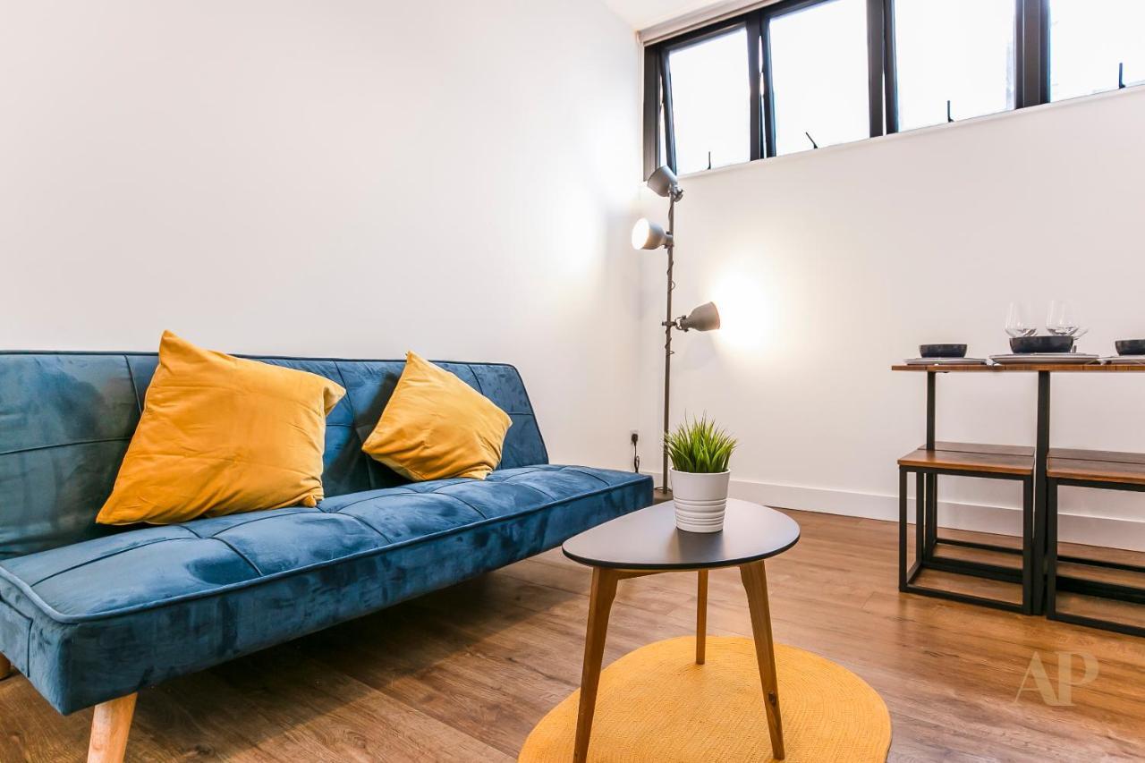 Split Level Studio Apartment In Camden Лондон Екстер'єр фото