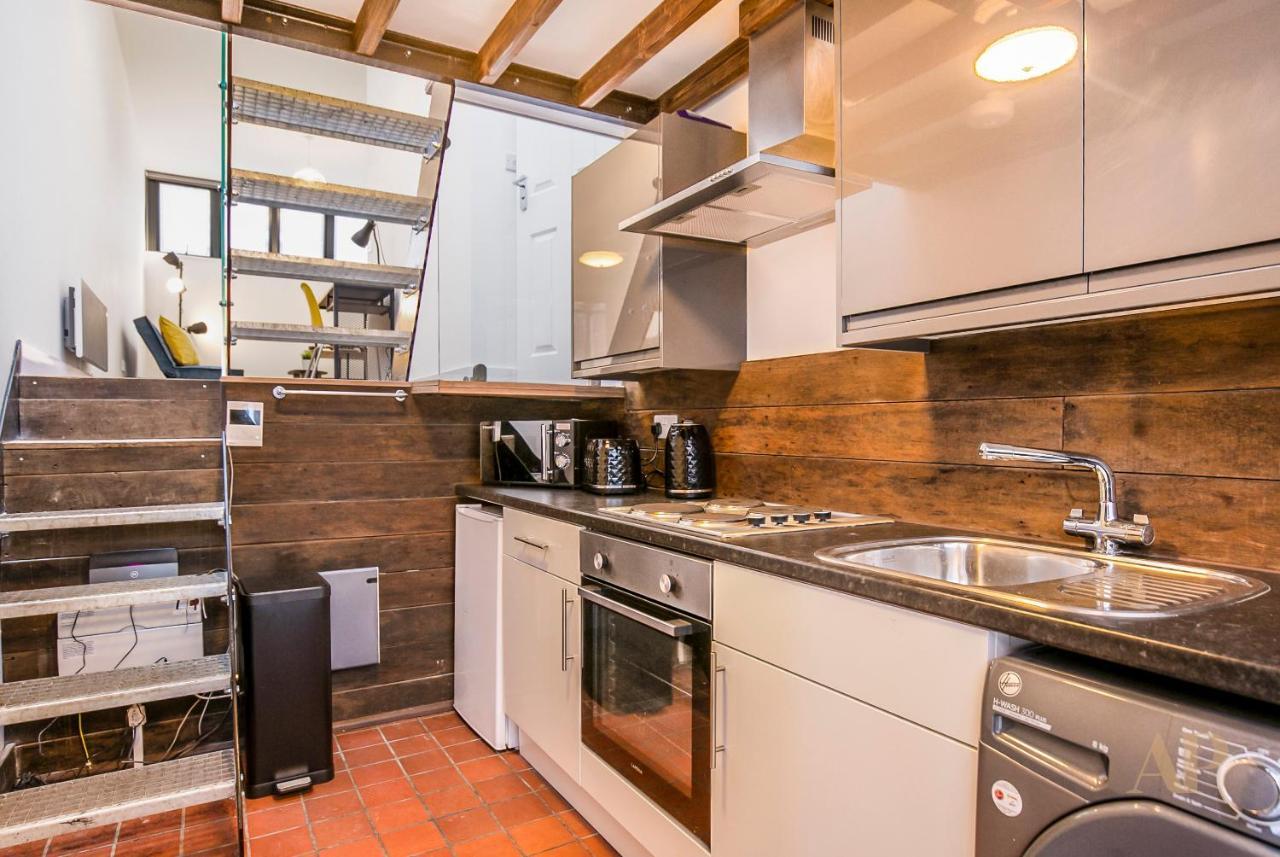 Split Level Studio Apartment In Camden Лондон Екстер'єр фото