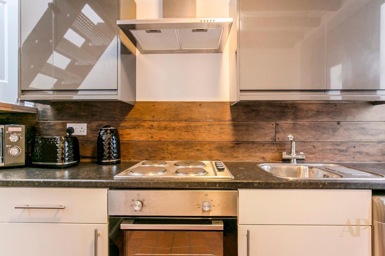 Split Level Studio Apartment In Camden Лондон Екстер'єр фото